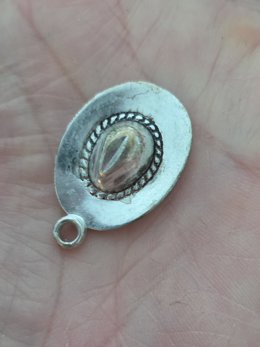 Sterling Silver cowboy hat Pendant with Rope Detail - Silver